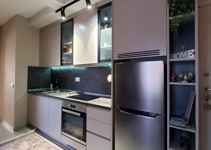 Francie's Apartment,