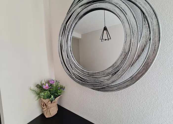 Francie's Apartment, Tirana